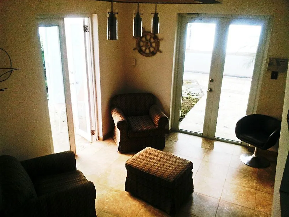 Mares Guesthouse Aguada Hotel